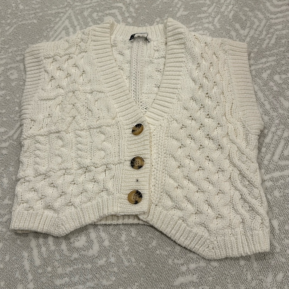 Zara White Knit Top